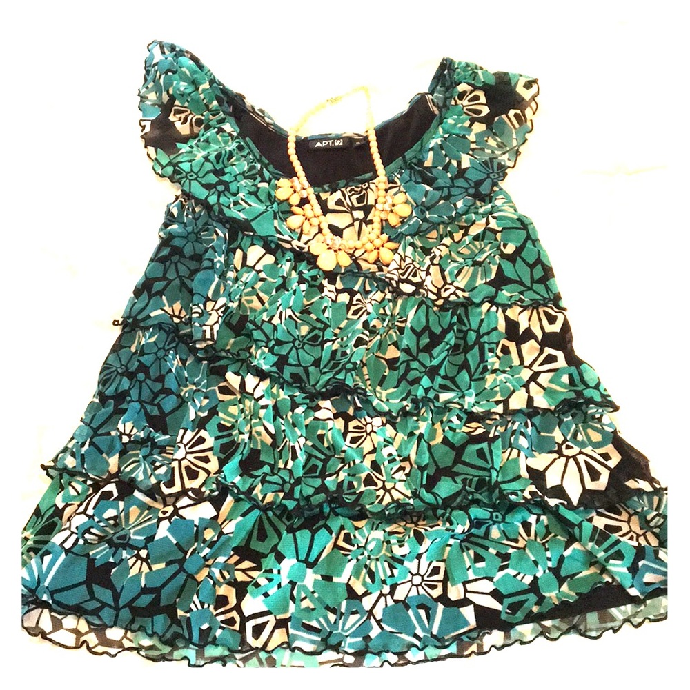 Layered ruffle top XL